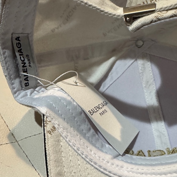 Balenciaga White and Gold Logo Cap - Picture 8 of 9
